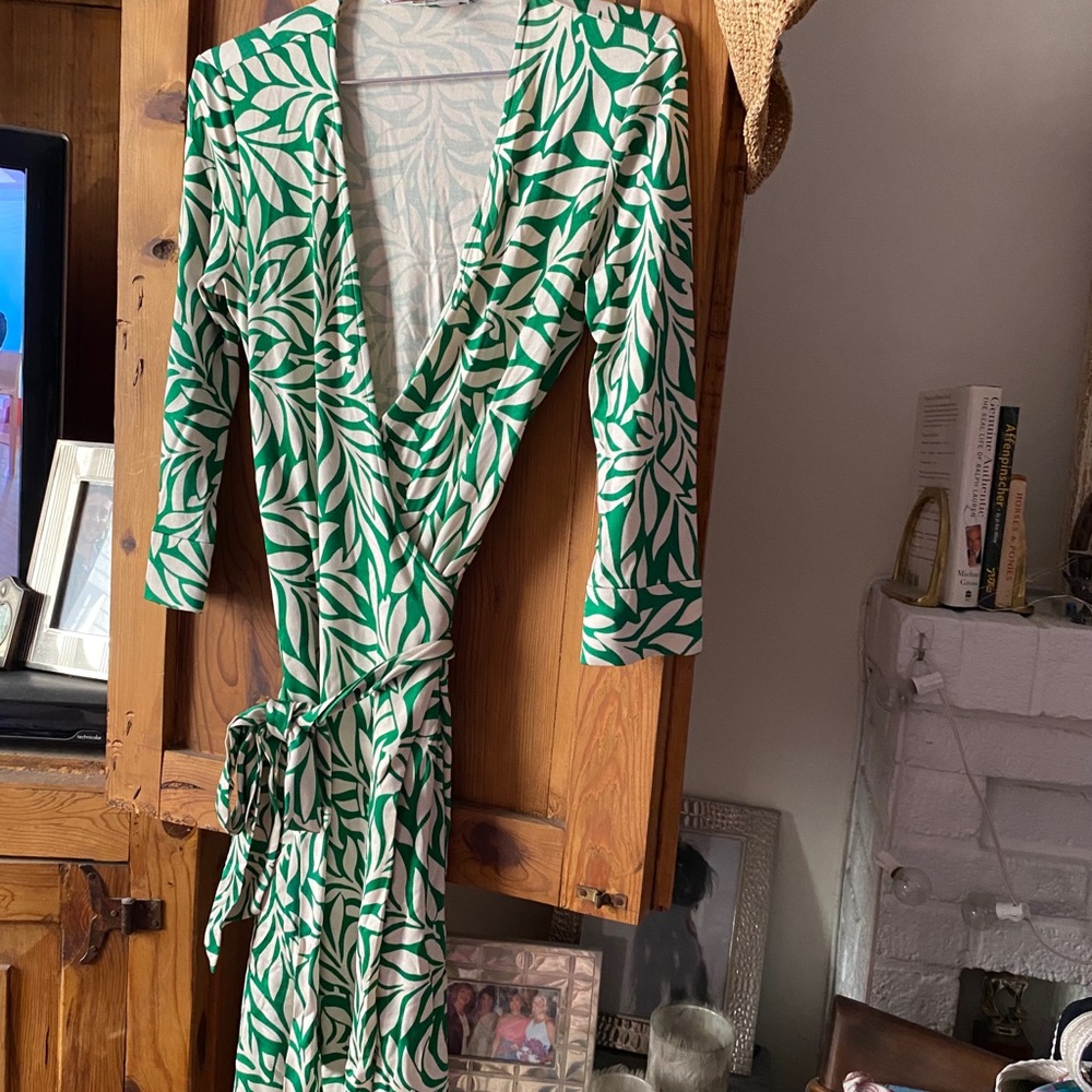 DVF wrap dress size 2